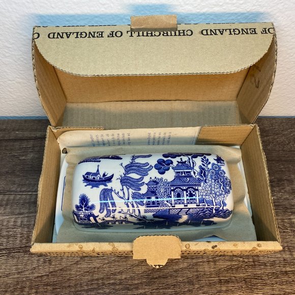 Blue Willow Bone China by Churchill Covered Butter Dish NWT - Picture 11 of 11